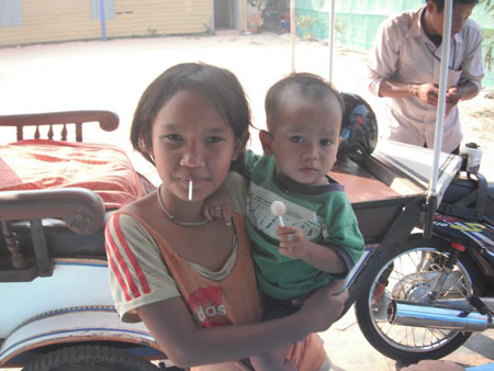 Smiling children Smiling children