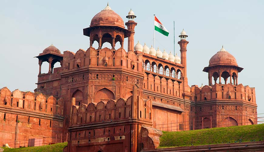 visit the red fort in delhi in india