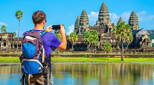 Exploring Angkor Wat 