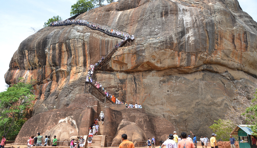 Sigiriya-rock-Srilanka