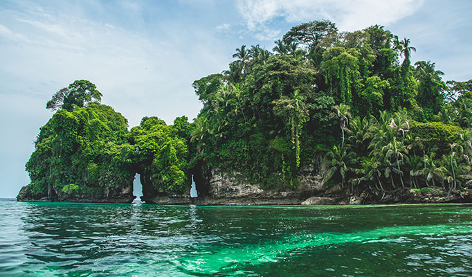 scenic picture of bocas del toros in panama