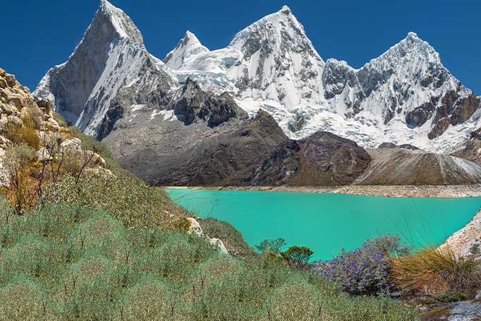 Image of the view on the Laguna 69 Trek in the Cordillera Blanca Mountain Range in Peru