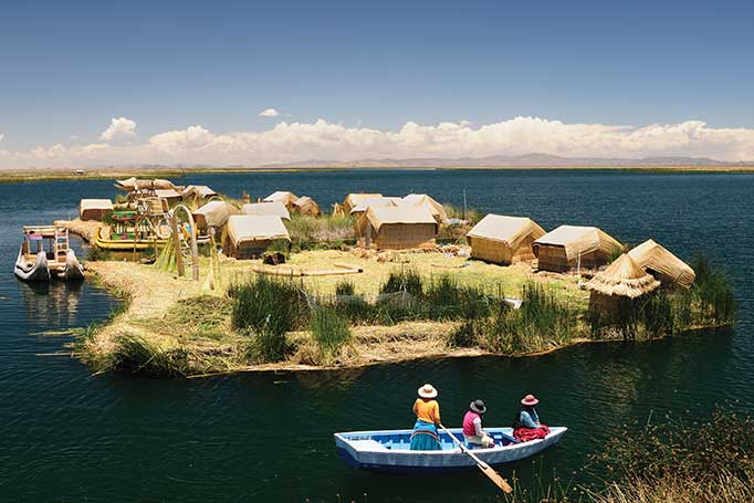 Image of the floating reed islands in Lake Titicaca