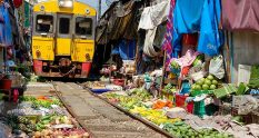 Image of the "Train Market" in Bangkok