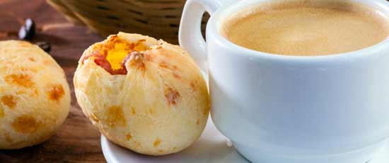 Breakfast snack pão de queijo Pao de queijo is a popular bakery snack and commonly had whilst having a coffee especially at breakfast