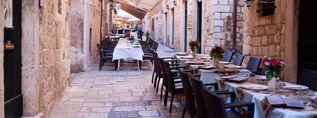 Al Fresco dining in popular on holidays to Croatia