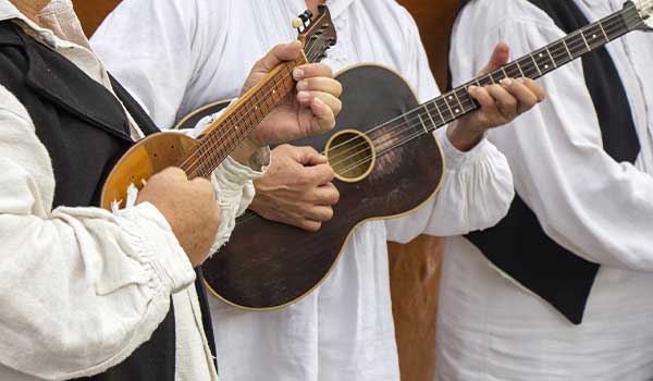 Zagreb Folklore Festival A group of people play the guitar at the Zagreb Folklore Festival