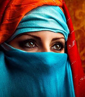 Egyptian woman traditional makeup and clothing worn by an egyption woman in egypt