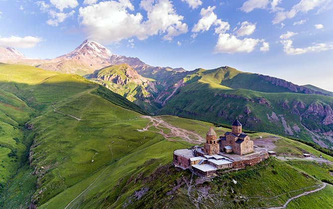 Getting of the grid in Georgia blog on alternative destinations to travel off-grid