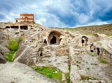 Uplistsikhe Caves, Georgia caves set into the hills in ancient uplistsikhe caves