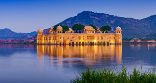 Venture through the fascinating Indian state of Rajasthan