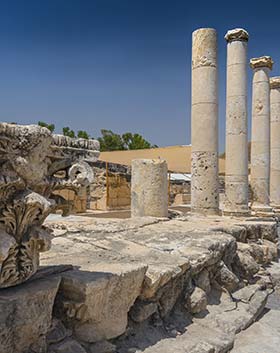 the roman ruins in israel