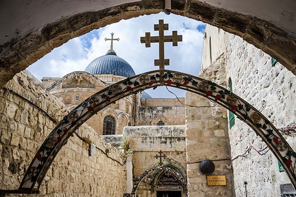 via dolorosa pilgrimage walk in jerusalem old city