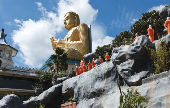 Sri Lanka's Sinhalese and Tamil New Year falls on 13-14th April Sri Lankan holiday Sinhalese and Tamil New Year falls on 13-14th April