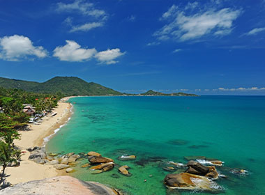 A beautiful day at Lamai Beach in Koh Samui, Thailand Lamai Beach is one of the most popular in Koh Samui