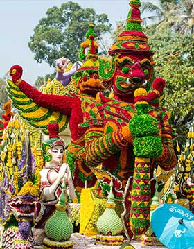 Chiang Mai Flower Festival An elaborate display of colourful flowers at the Chiang Mai Flower Festival