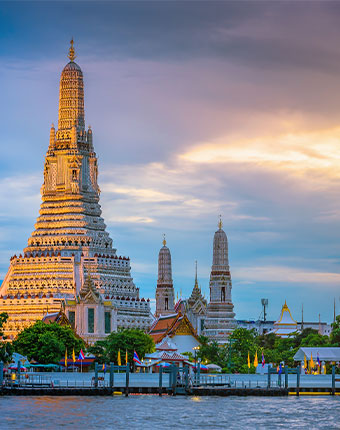 Wat Arun Temple in Bangkok, Thailand Wat Arun is a famous temple in Bangkok, Thailand