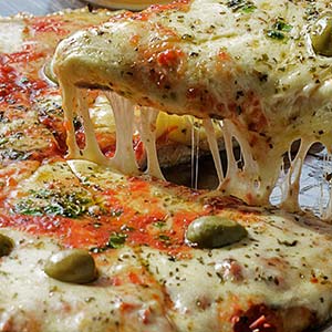 best food to try in argentina pizza pisa