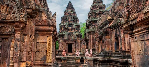 Banteay Srei is a 10th century hindu temple