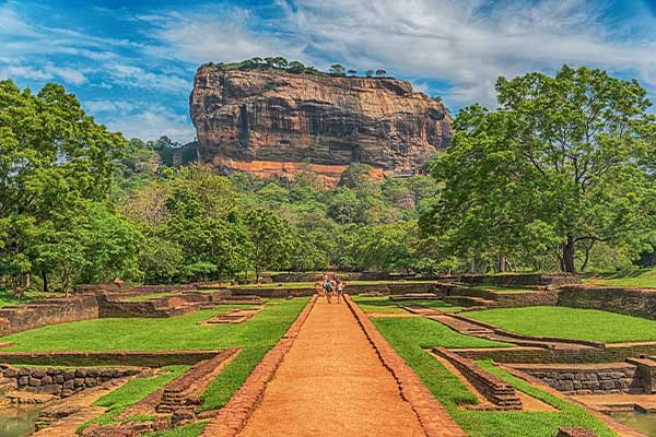 Sigiriya Rock in Sri Lanka image of Sigirya Rock in Sri Lanka